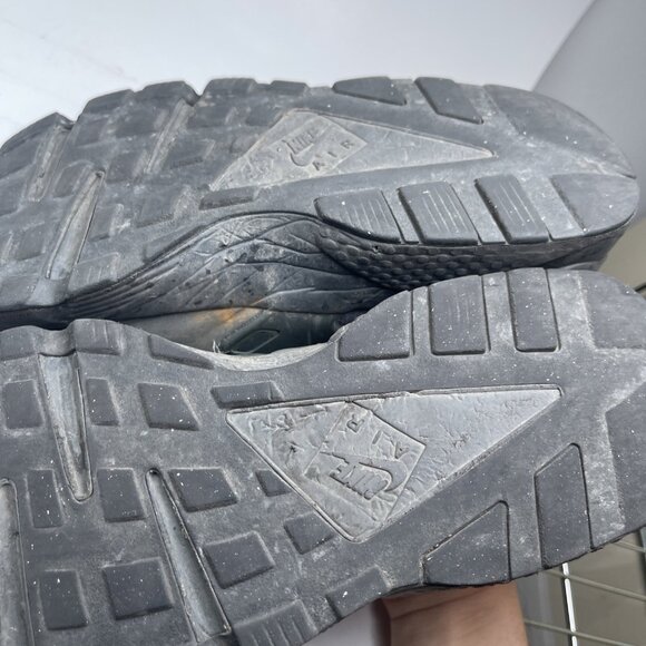 2016 Nike Air Huarache 'Anthracite' Triple Black Sneaker 318429-028 Men 9 US *** - Picture 10 of 16